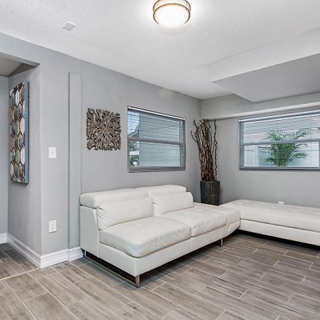 شقة Modern House In Clearwater With Access To A Shared Swimming Pool سيفتي هاربور المظهر الخارجي الصورة