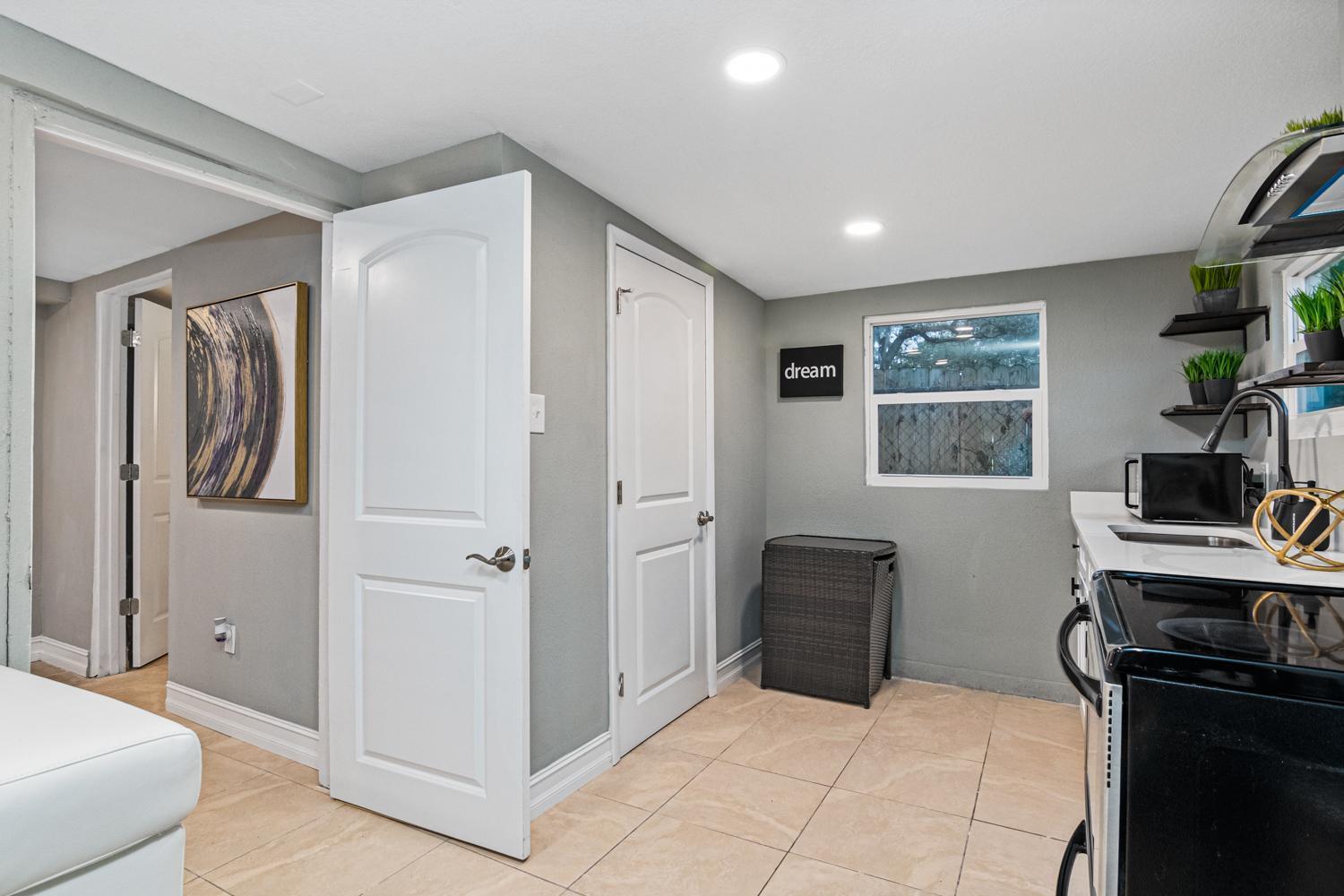 شقة Modern House In Clearwater With Access To A Shared Swimming Pool سيفتي هاربور المظهر الخارجي الصورة