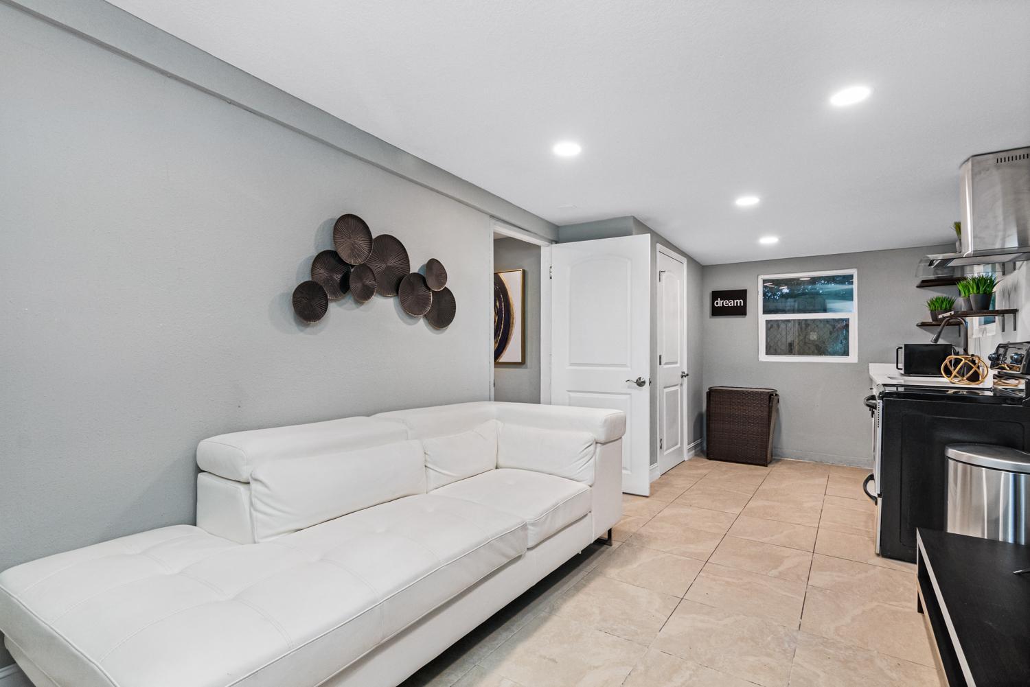 شقة Modern House In Clearwater With Access To A Shared Swimming Pool سيفتي هاربور المظهر الخارجي الصورة